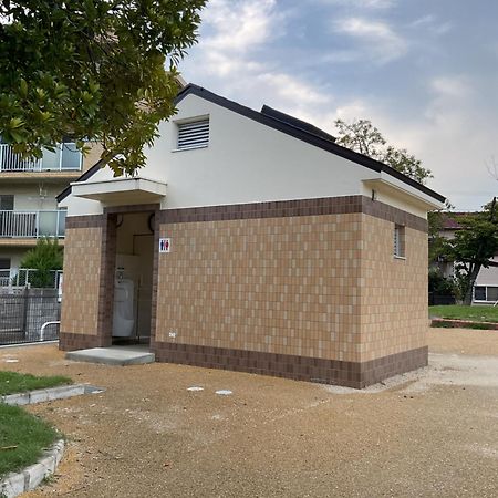 ザミッキーカールトン井尻102 Apartamento Shiobaru Exterior foto